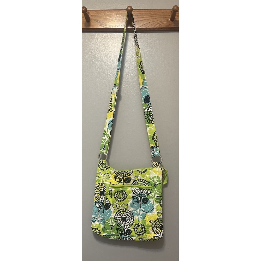 VERA BRADLEY Zip Hipster Quilted Floral GreenTeal Crossbody Purse Bag" limes Up"